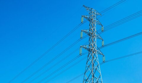 Ujemne ceny energii zdarzają się coraz częściej. Mogą na nich zarabiać firmy z sektora MŚP