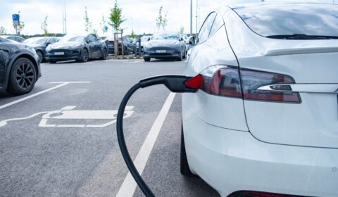 W Niemczech ruszył program dopłat do aut elektrycznych. Do rozdysponowania 3 mld euro