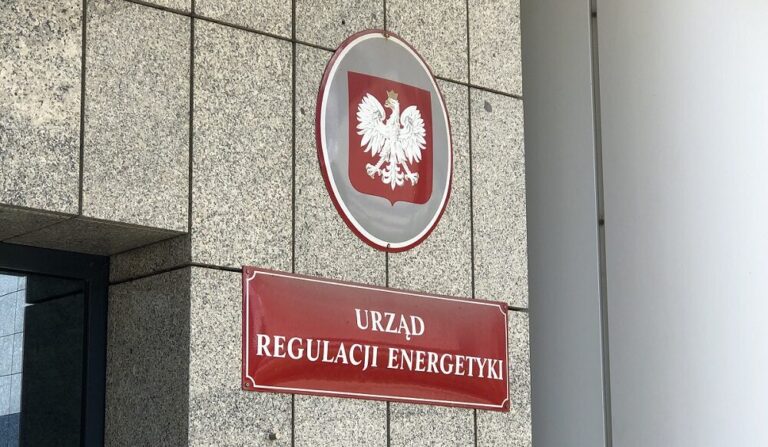 URE nakłada coraz więcej kar na wytw&oacute;rc&oacute;w energii odnawialnej w małych instalacjach