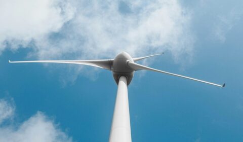 Chińska dominacja na rynku turbin wiatrowych. Siemens trzyma pozycję lidera w offshore