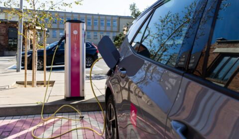 Tańsze ładowanie samochodu elektrycznego? Tauron wprowadza nowy abonament
