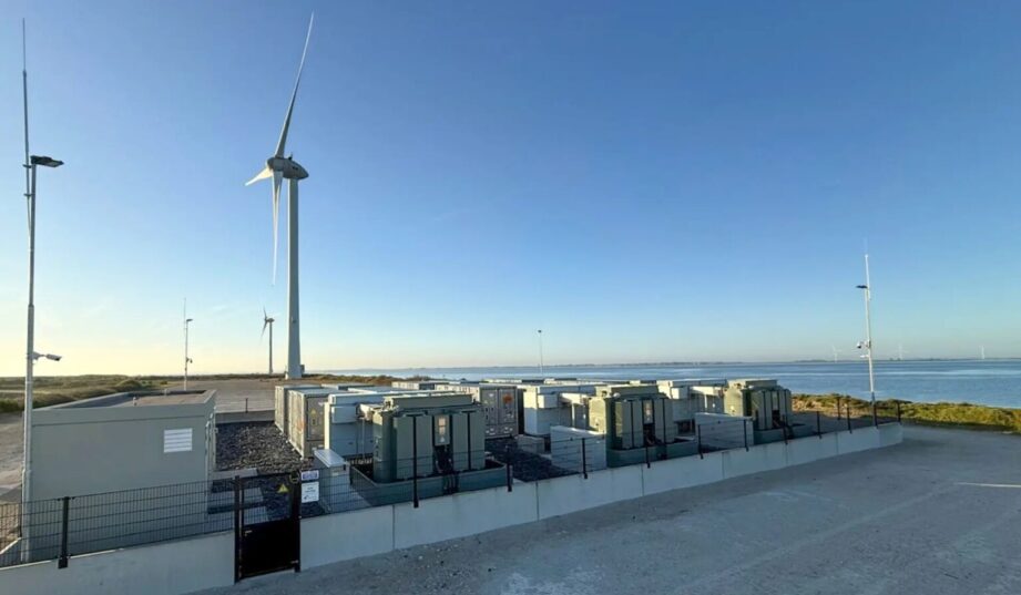 Nowa technologia magazyn&oacute;w energii wchodzi do Europy z przytupem