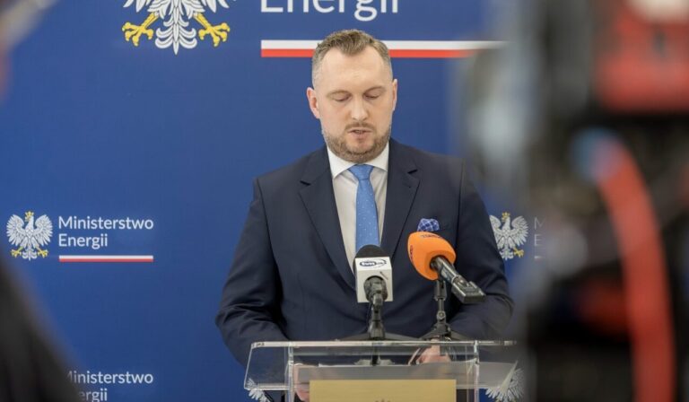 Ministerstwo Energii zapewnia: rozporządzenie sieciowe nie posłuży do kontroli prosument&oacute;w
