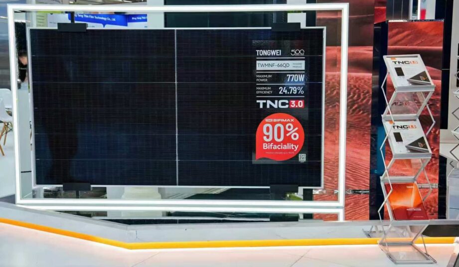 Tongwei na Intersolar Europe 2026: Moduł TNC 3.0 BIFIMAX o wsp&oacute;łczynniku bifacjalności 93,07 proc.