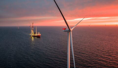 Minister potwierdza termin uruchomienia morskiej farmy Baltic Power. Inwestycja nie notuje op&oacute;źnień