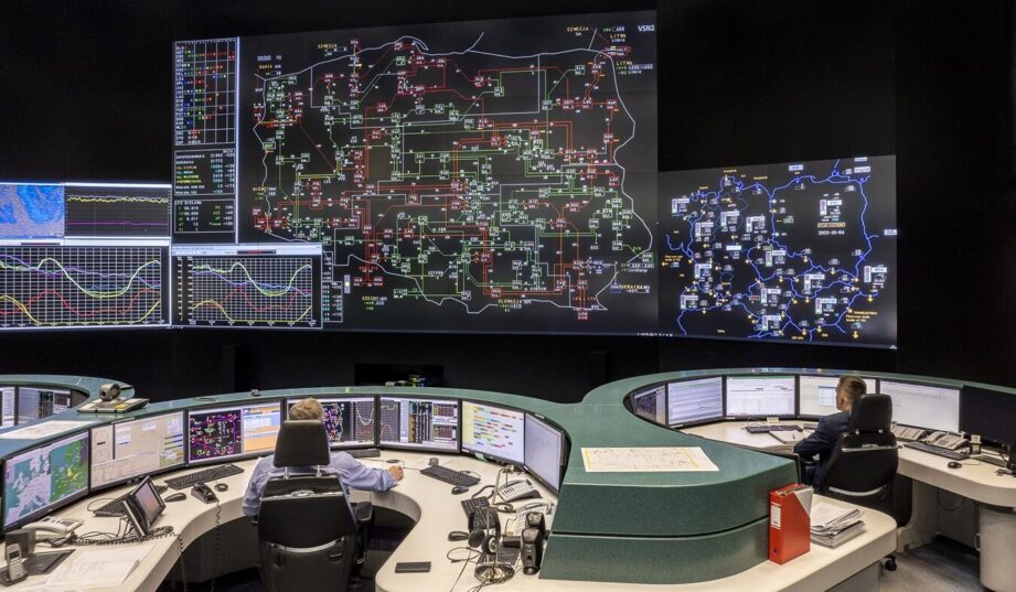 Polska energetyka pod presją upał&oacute;w. PSE sięgają po rezerwy