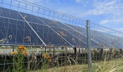 Operator będzie m&oacute;gł odłączyć instalację OZE i magazyn energii, a URE - nałożyć karę finansową