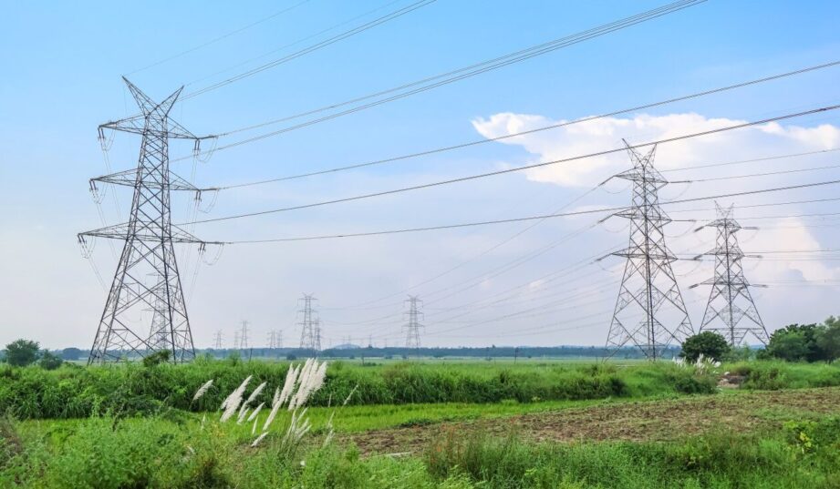 Awarie prądu kosztują Polak&oacute;w 650 mln zł rocznie. Polska druga w Europie
