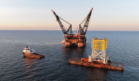 Kolejne farmy wiatrowe na Bałtyku nabierają kształt&oacute;w. Fundamenty pod 100 turbin gotowe