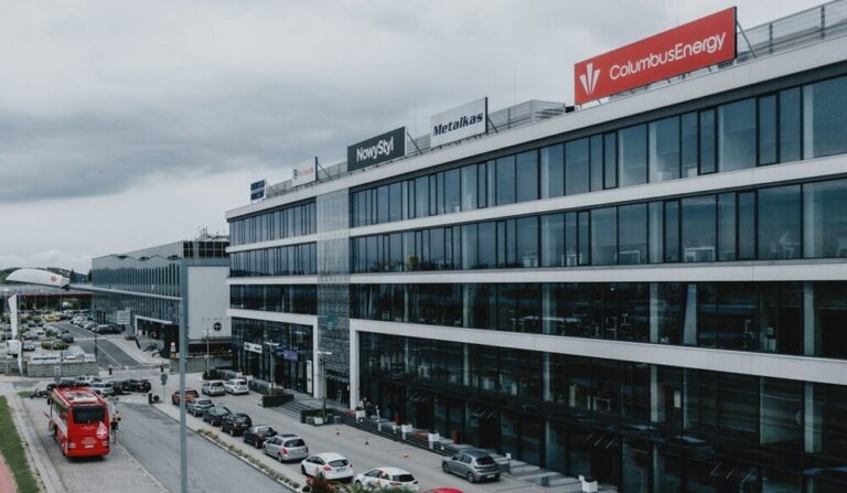 Columbus domaga się pieniędzy z Czystego Powietrza