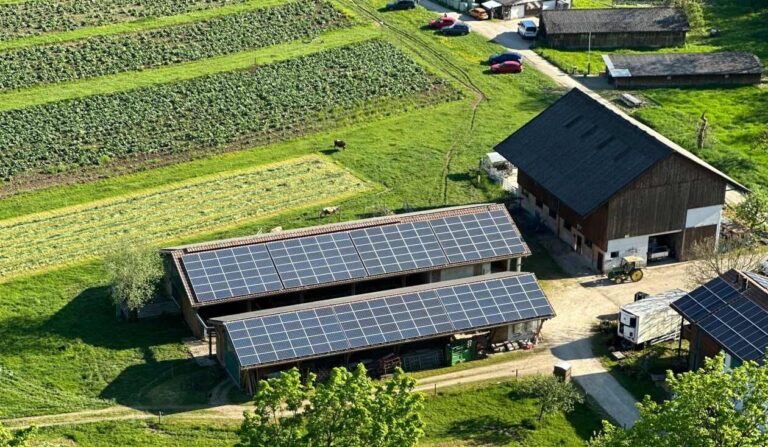 Rolnicy mogą dostać nawet 1,7 mln zł na OZE i efektywność energetyczną. W październiku rusza nab&oacute;r