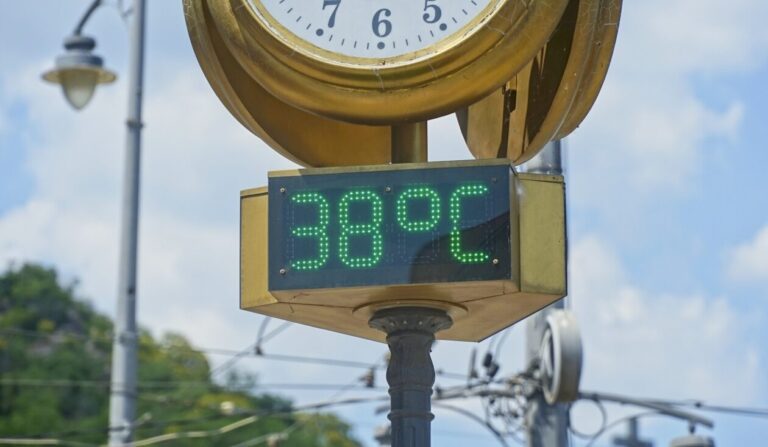 Tak gorącego miesiąca jeszcze nie było. Padł rekord temperatury