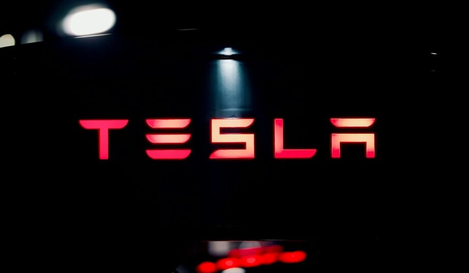 Tesla szykuje wielką fotowoltaiczną inwestycję