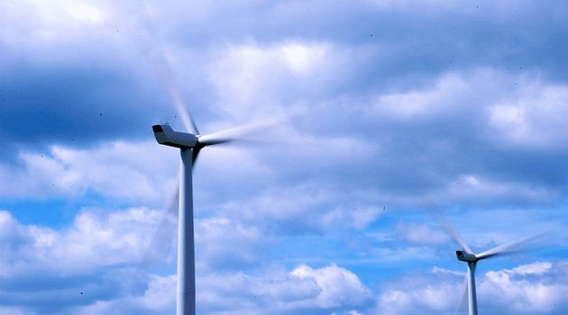 Niemcy: wiatraki pracują pełną parą, ceny energii poniżej zera