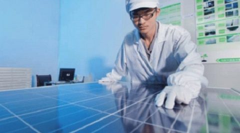 Lider w produkcji modułów PV zwiększa sprzedaż i marżę
