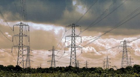 Rząd składa pocałunek śmierci energetyce