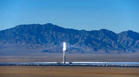 Fotowoltaika, baterie i CSP w jednym miejscu. Razem nawet  800 MW