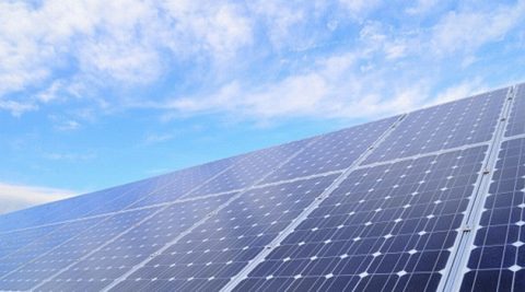 Moc elektrowni fotowoltaicznych w Polsce przekroczyła 700 MW