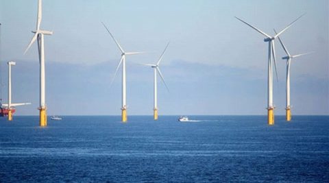 Francuzi rozstrzygnęli aukcję na 600 MW na morzu