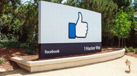 Facebook coraz bardziej wiatrowy
