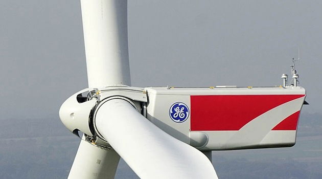 Przewróciła się kolejna turbina wiatrowa GE