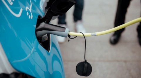 W Łodzi powstanie 200 punktów ładowania aut elektrycznych