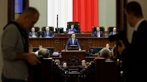 Realia się zmieniają, czyli energia odnawialna w exposé premiera