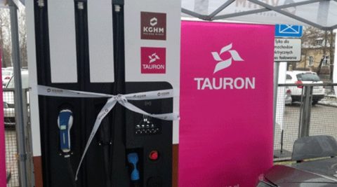 Zielona energia w stacjach ładowania Taurona