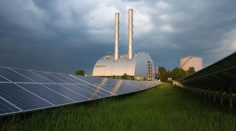 Rekordowy spadek generacji z węgla. Jego udział przejmują po równo gaz i OZE