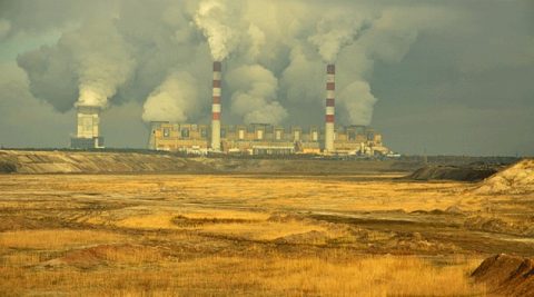 Nowe cele UE podbiją koszty emisji CO2. Jak bardzo?