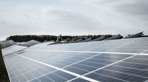 Elektrownie fotowoltaiczne o mocy 400 MW na fiordach