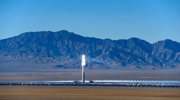 Bankructwo ogromnej elektrowni słonecznej CSP pod Las Vegas