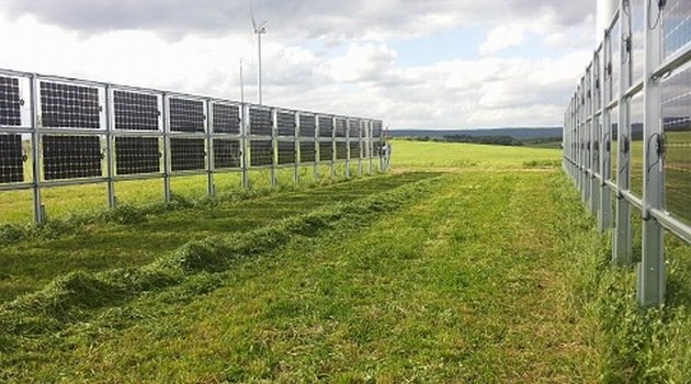 Pionowe farmy fotowoltaiczne już dostępne w Polsce