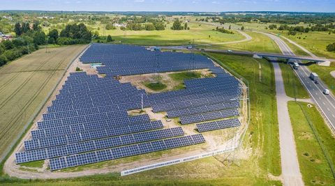 Powstała jedna z najbardziej innowacyjnych farm fotowoltaicznych w Polsce