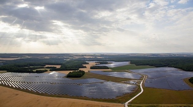 EDF szykuje elektrownie PV z magazynami energii na 200 MW