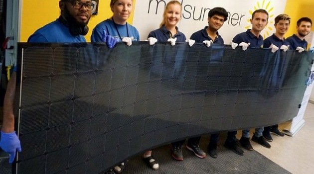 Szwedzi wprowadzają cienkowarstwowe panele fotowoltaiczne o mocy 500 W
