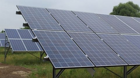 PGE ogłasza sukces w pozyskiwaniu gruntów pod fotowoltaikę