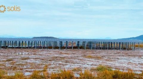 Pierwsza część największej elektrowni PV na wodzie gotowa