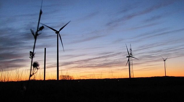 Rekordowe zużycie energii w Polsce. Wiatr i PV pokryły 7 proc.