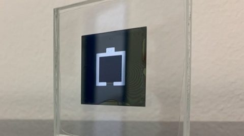 Panel fotowoltaiczny z perowskitu o sprawności 17 proc.