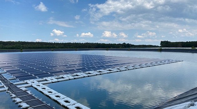 EBOiR sfinansuje budowę pływającej elektrowni PV