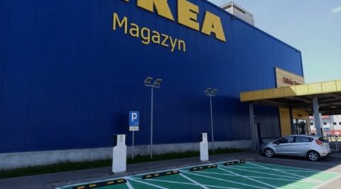 Nowe stacje ładowania przy sklepach Ikea. Jaki koszt?