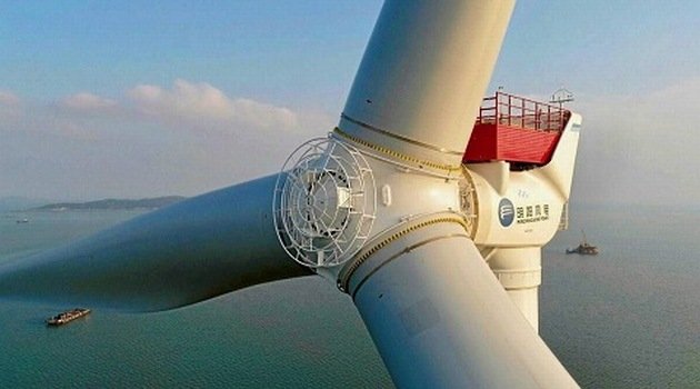 Chińczycy chcą zdobyć rynek offshore wielką turbiną wiatrową