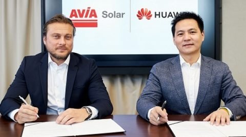 Avia Solar chce zainstalować 100 MW na falownikach Huawei