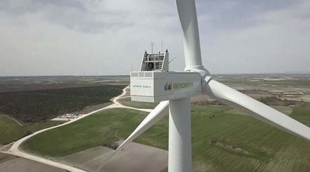 Hiszpański gigant znowu buduje elektrownie wiatrowe w Polsce