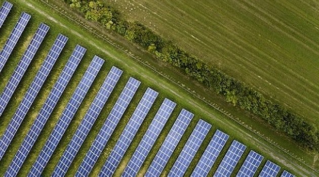 Umowa na energię z niesubsydiowanej farmy PV w Polsce