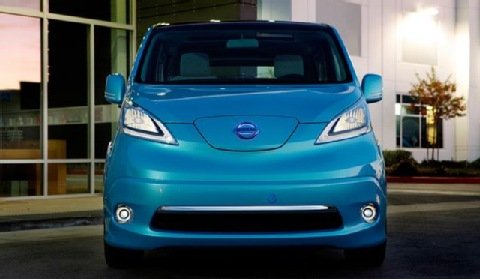 Nissan uruchomił produkcję elektrycznego e-NV200