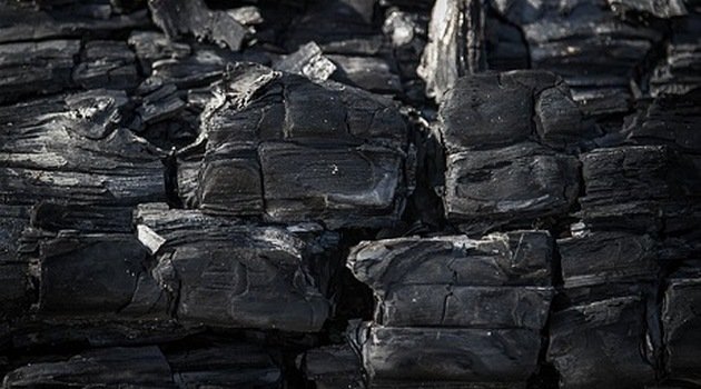 Alarmujące ceny węgla. Polski Alarm Smogowy pisze do premiera