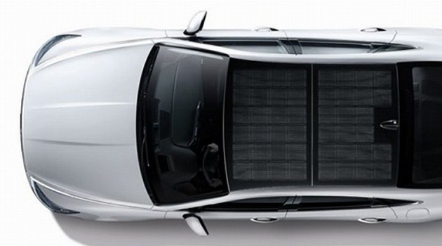 Hyundai montuje dach fotowoltaiczny w modelu Sonata