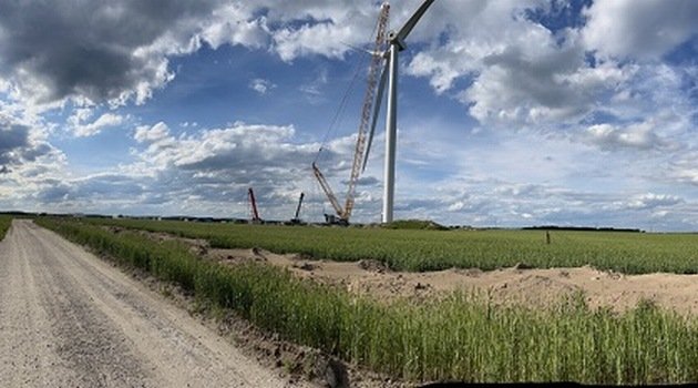 Farma wiatrowa z Wielkopolski dostarczy prąd producentowi odzieży